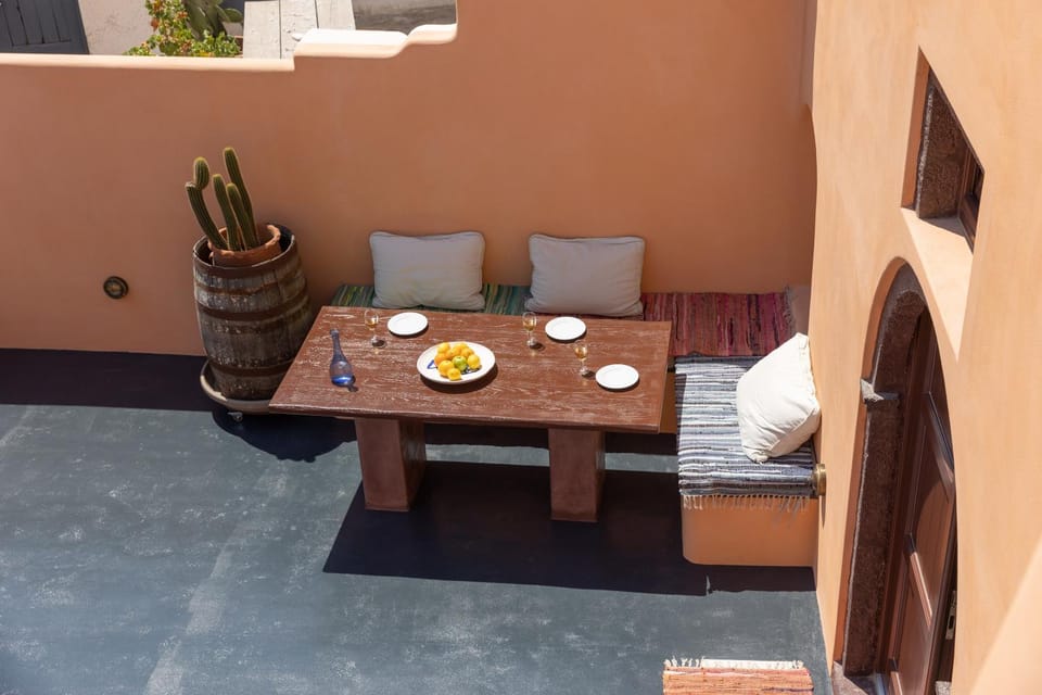 Patio, Seating area