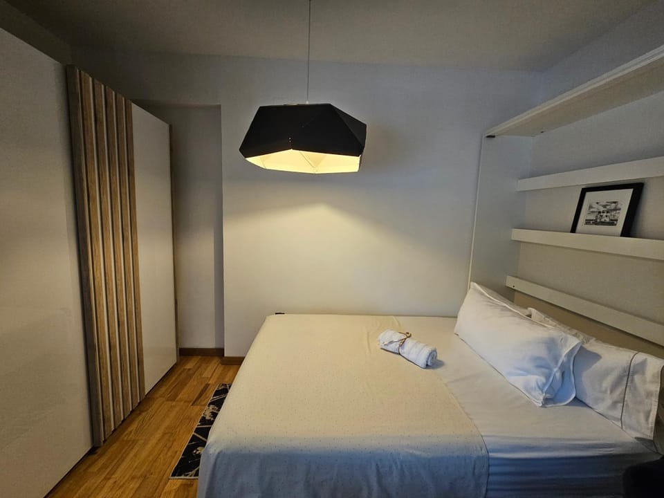 RIVER VIEW - Izvor Studio Apartment in Bucharest
