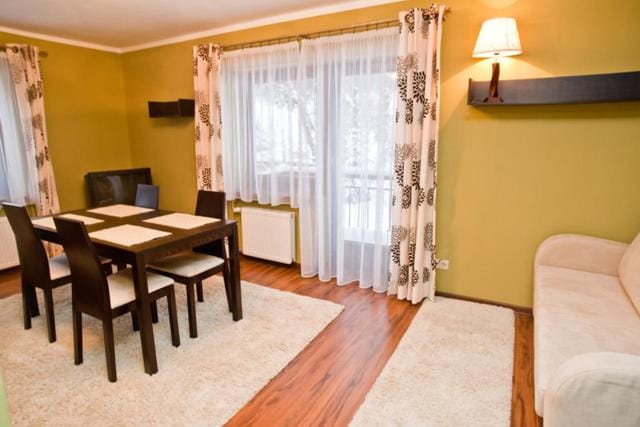 Communal lounge/ TV room, Living room, Seating area, Dining area