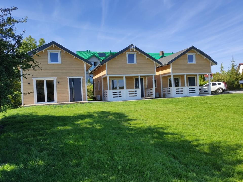 Property building, Natural landscape, Summer, Garden