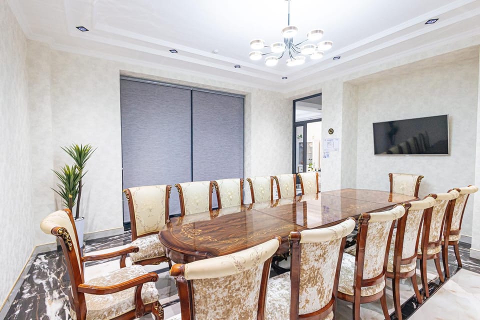Meeting/conference room