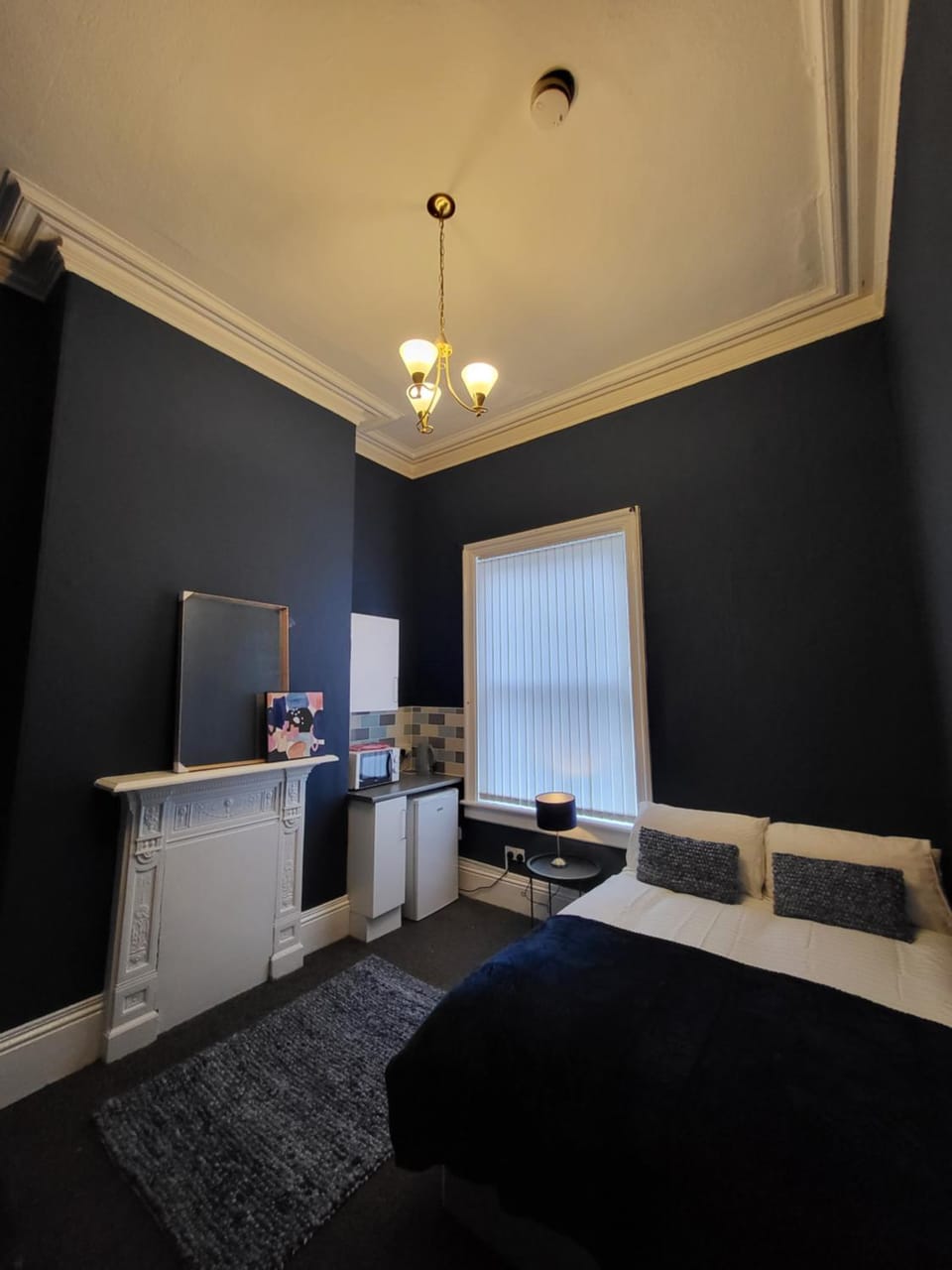 Large Digbeth Double Room Shared Bathroom Apartment in Birmingham