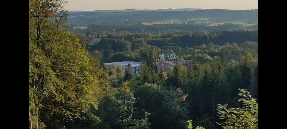 Nearby landmark, Natural landscape, Bird's eye view