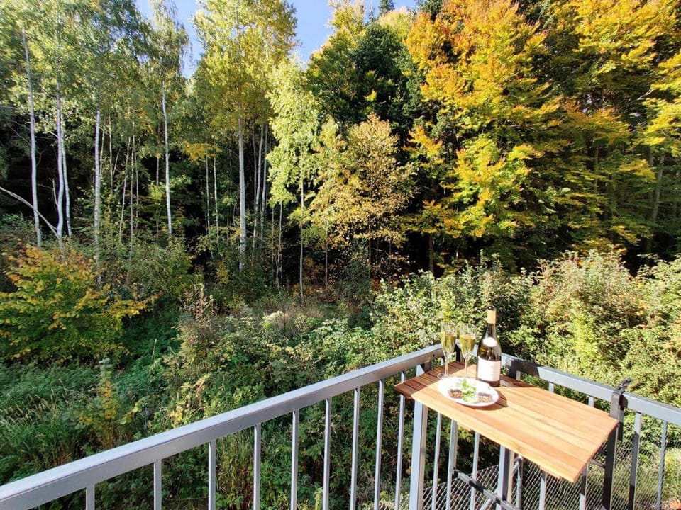 View (from property/room), Balcony/Terrace, Garden view