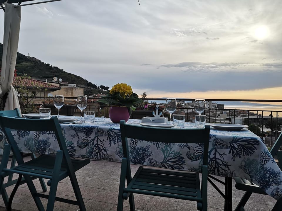 La terrazza sul mare Apartment in Letojanni