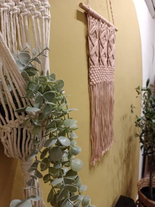 UNESCO Bohemian Style Heritage House at Georgetown 5BR 14 pax House in George Town