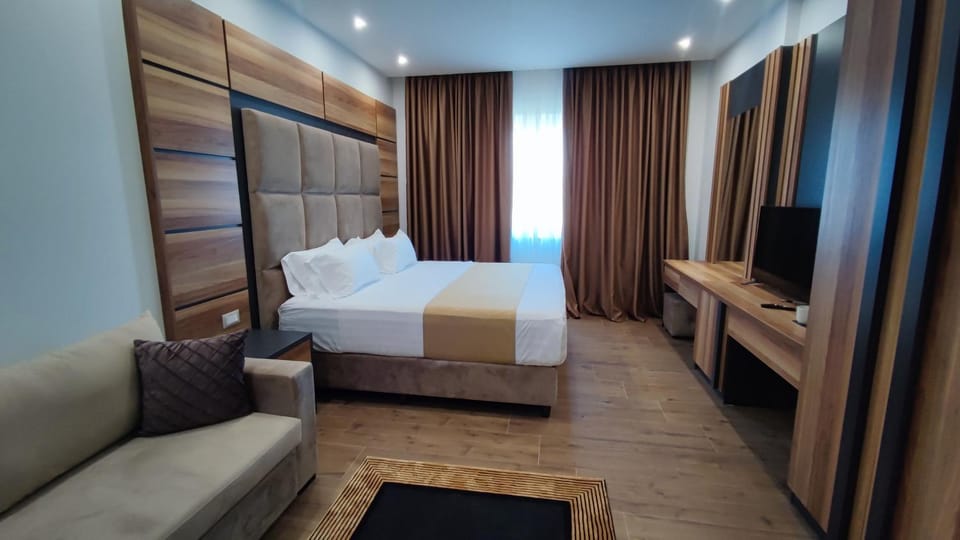 Hilal Palace - Halal Hotel in Tirana County, Albania