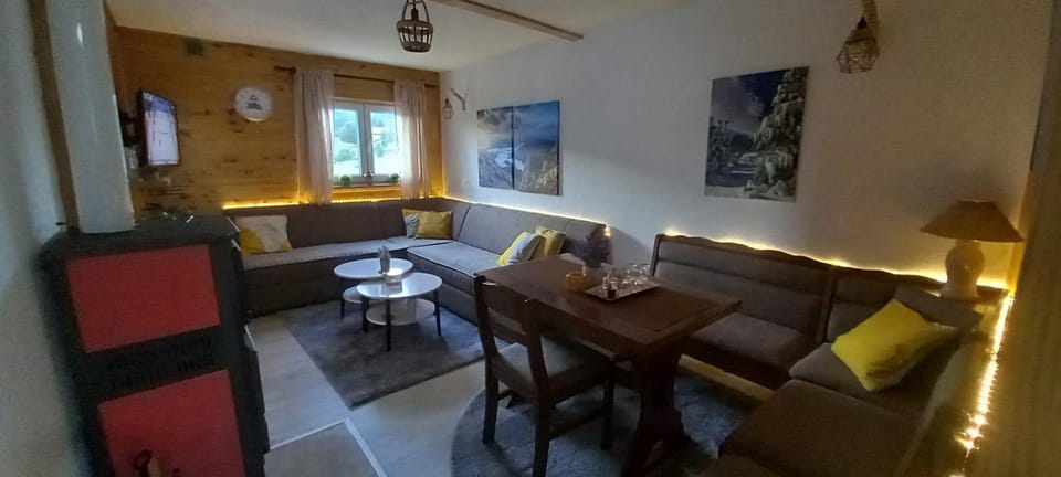 Living room, Seating area, Dining area