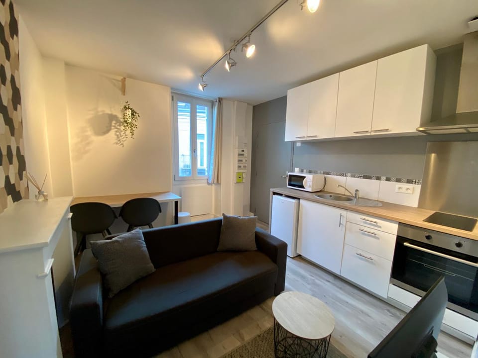 LE CLOS CHASSAING N3 - Wifi - Centre ville-PROPERTY RENTAL NM Apartment in Nouvelle-Aquitaine