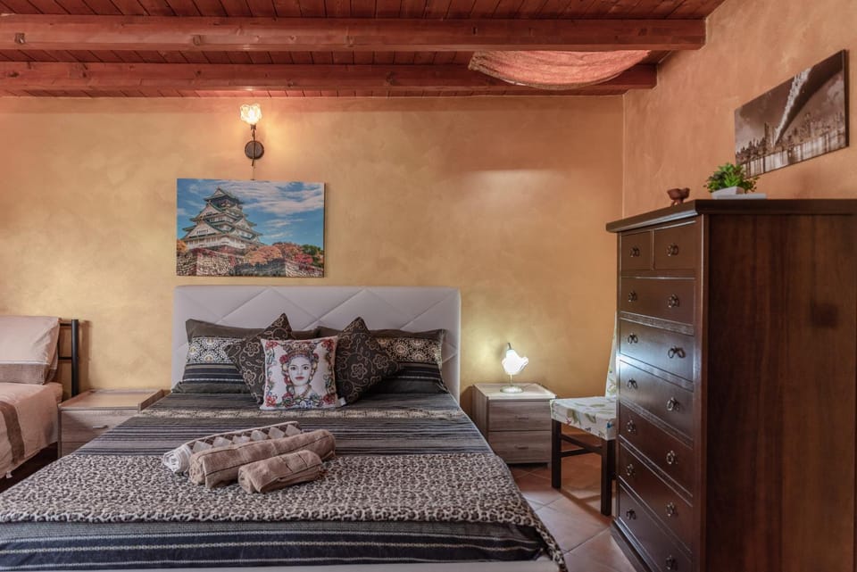 Living room, Bedroom