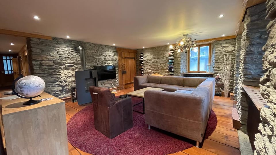 Stegmatte - Unique luxury triplex apartment for 10 persons Apartment in Saas-Fee