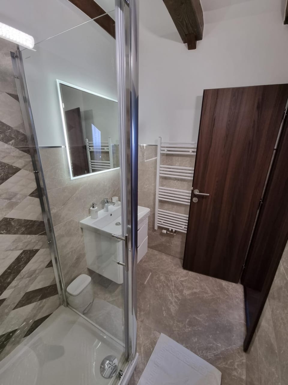 Apartments and Rooms Jerkovic Bed and Breakfast in Lika-Senj County
