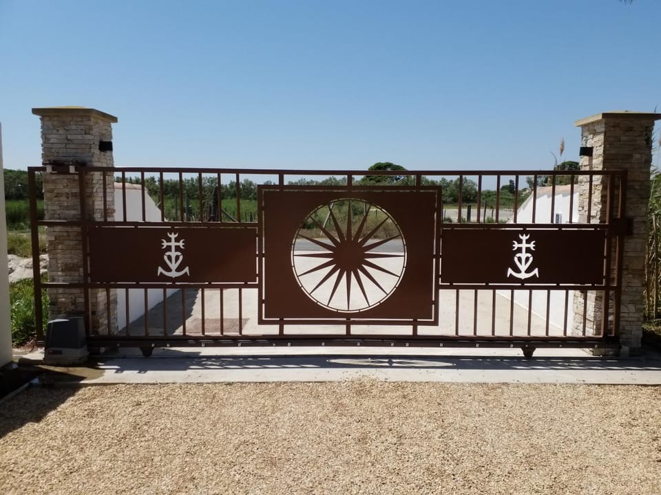 Property building, View (from property/room)