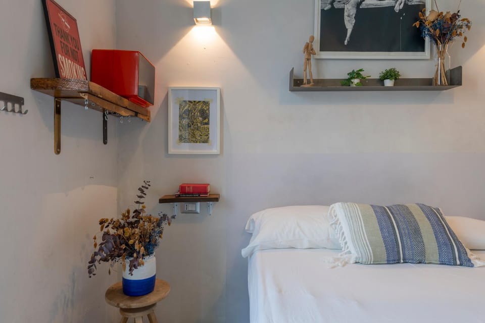 Bed, Other, Photo of the whole room, Bedroom