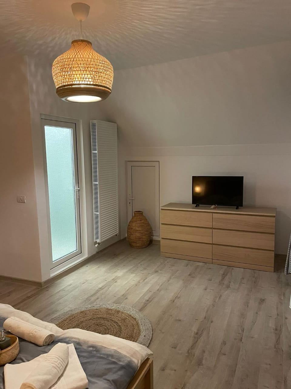 TV and multimedia, Bedroom