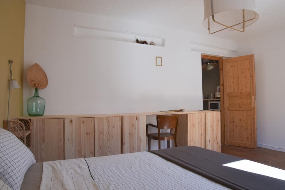 Living room, Bedroom