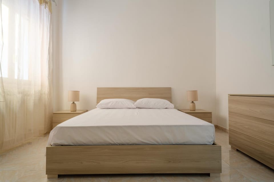 Living room, Bedroom