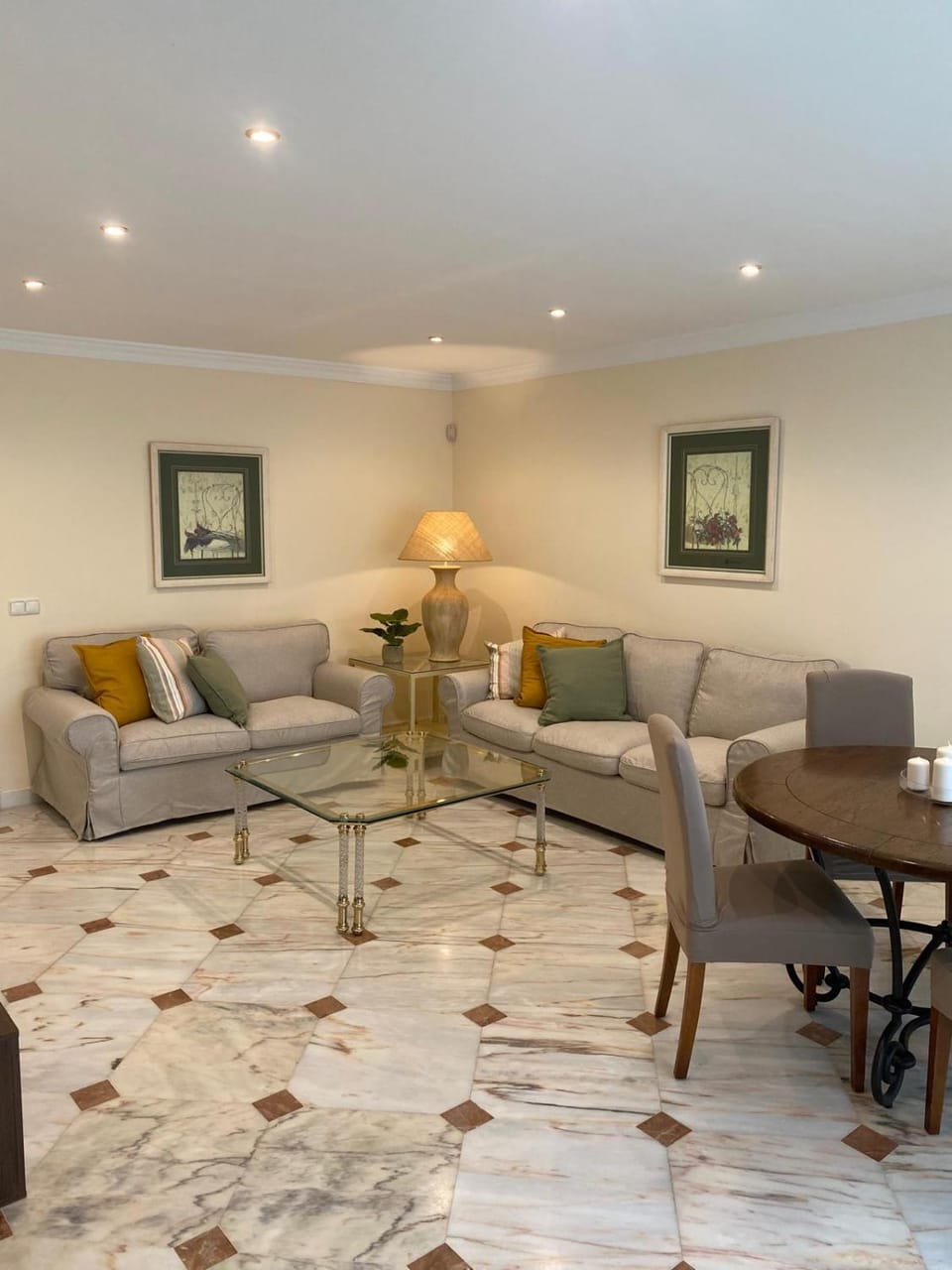 Seating area