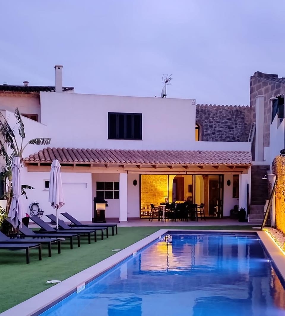 Patio, Swimming pool