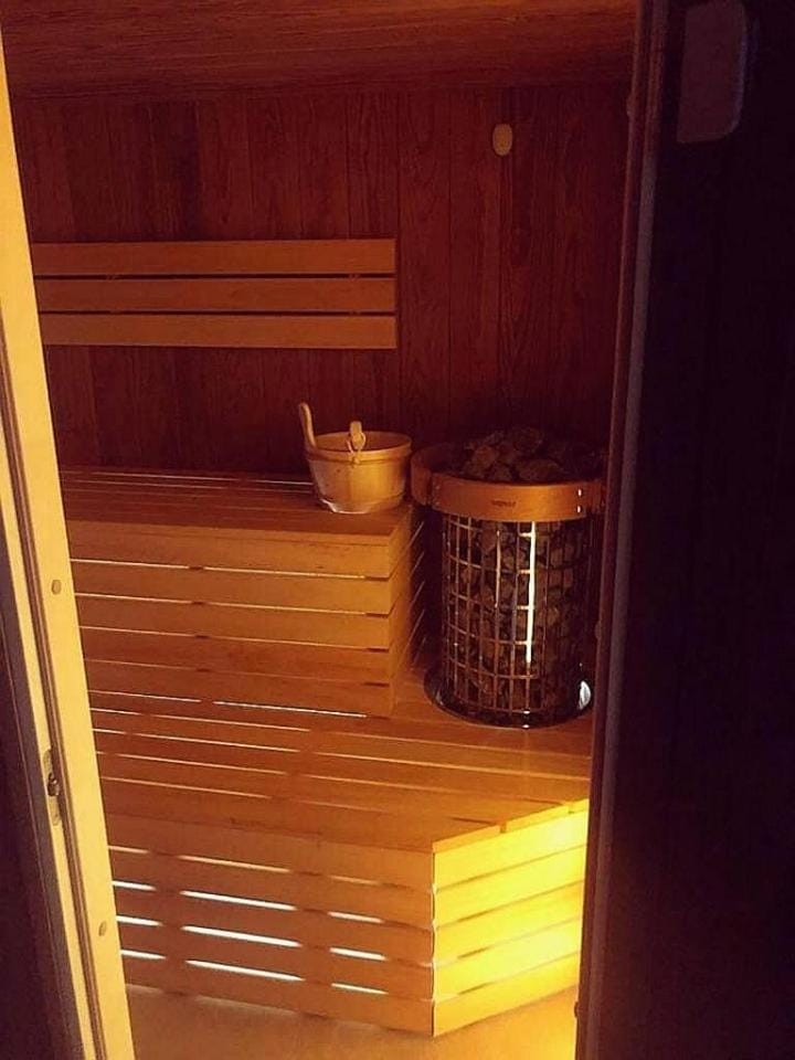 Hot Tub, Sauna, Spa and wellness centre/facilities, Spa and wellness centre/facilities