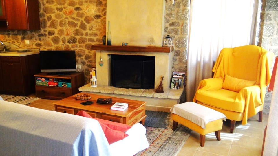 Living room, Seating area, flat iron