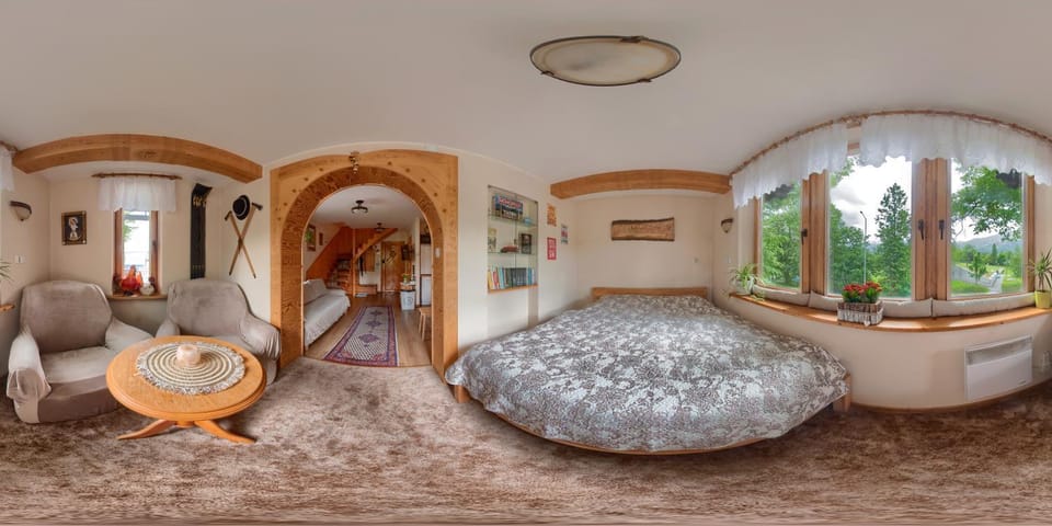 Bed, Photo of the whole room, Seating area, Bedroom