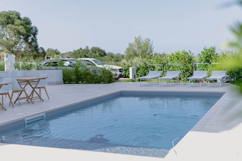 Garden, Garden view, Pool view, Swimming pool, Swimming pool, Parking, sunbed