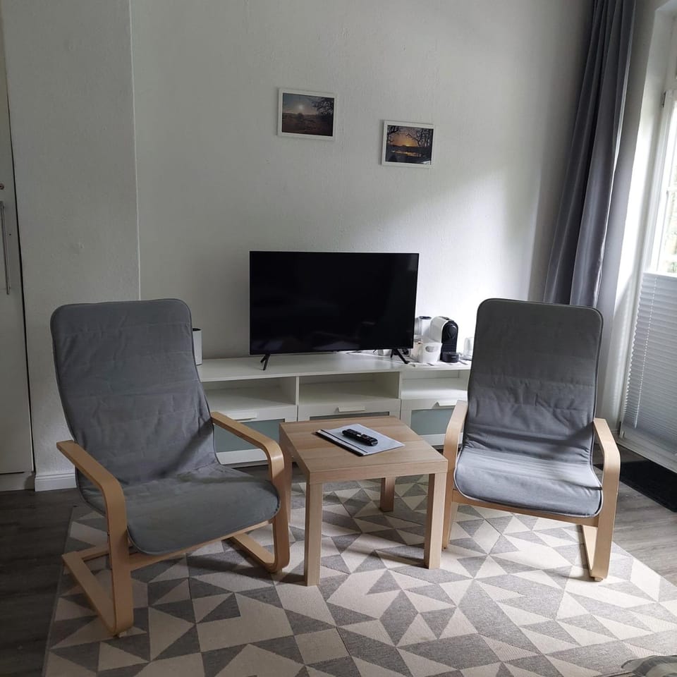 TV and multimedia, Seating area