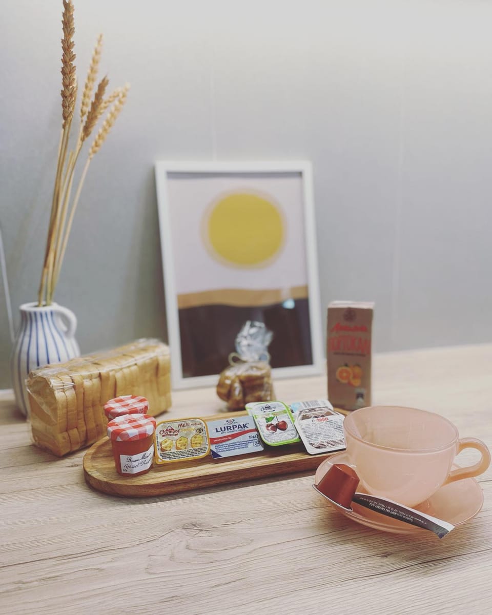 Breakfast, Breakfast, kitchen