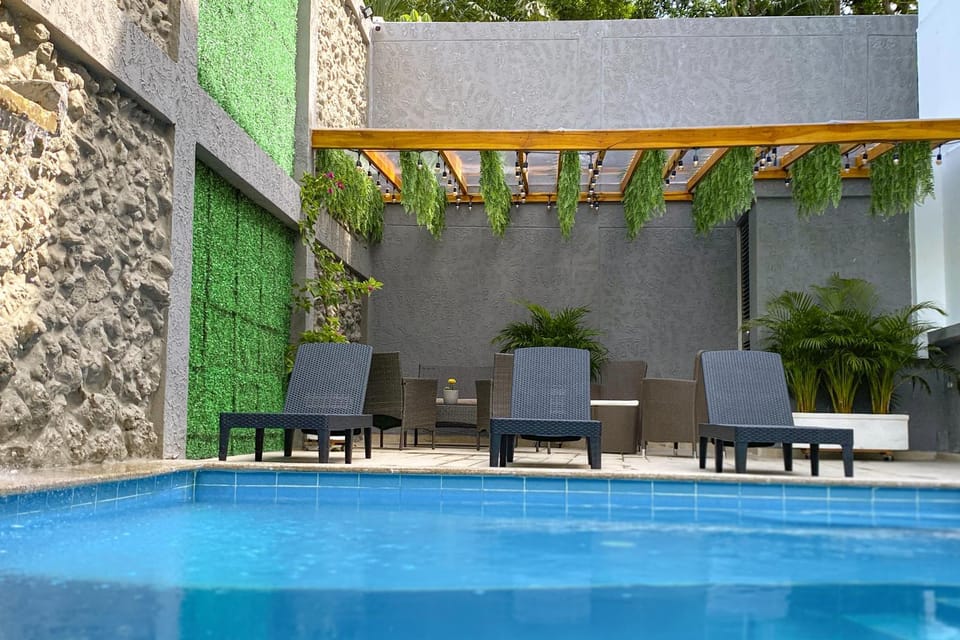 Pool view, Swimming pool