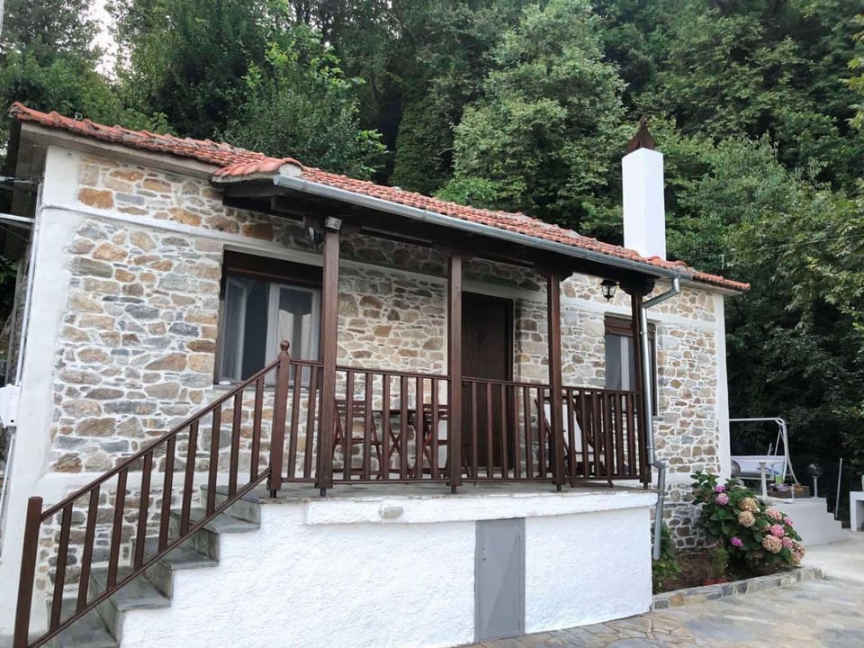 Infinity Guest House House in Magnesia Prefecture, Greece