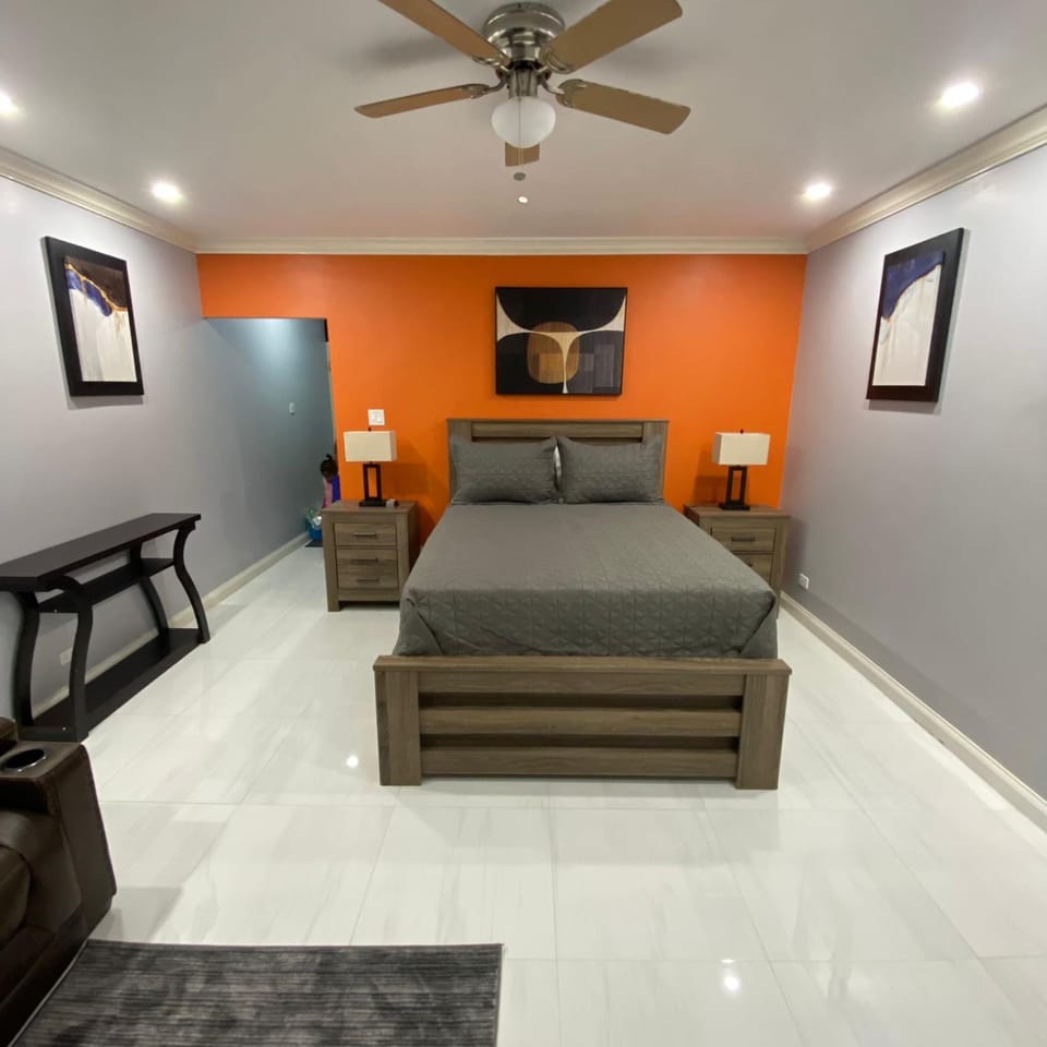 K&S SEAVIEW luxury apartment Apartment in Montego Bay