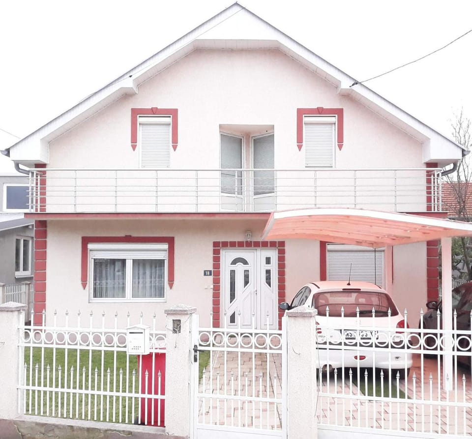 Pansion Eden Bed and Breakfast in Serbia