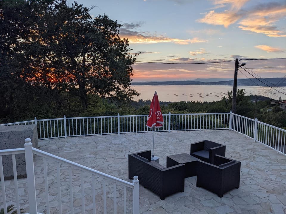 View (from property/room), Balcony/Terrace, Sunset