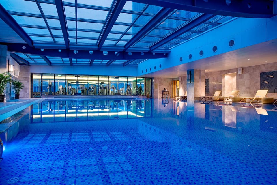 Swimming pool, Swimming pool