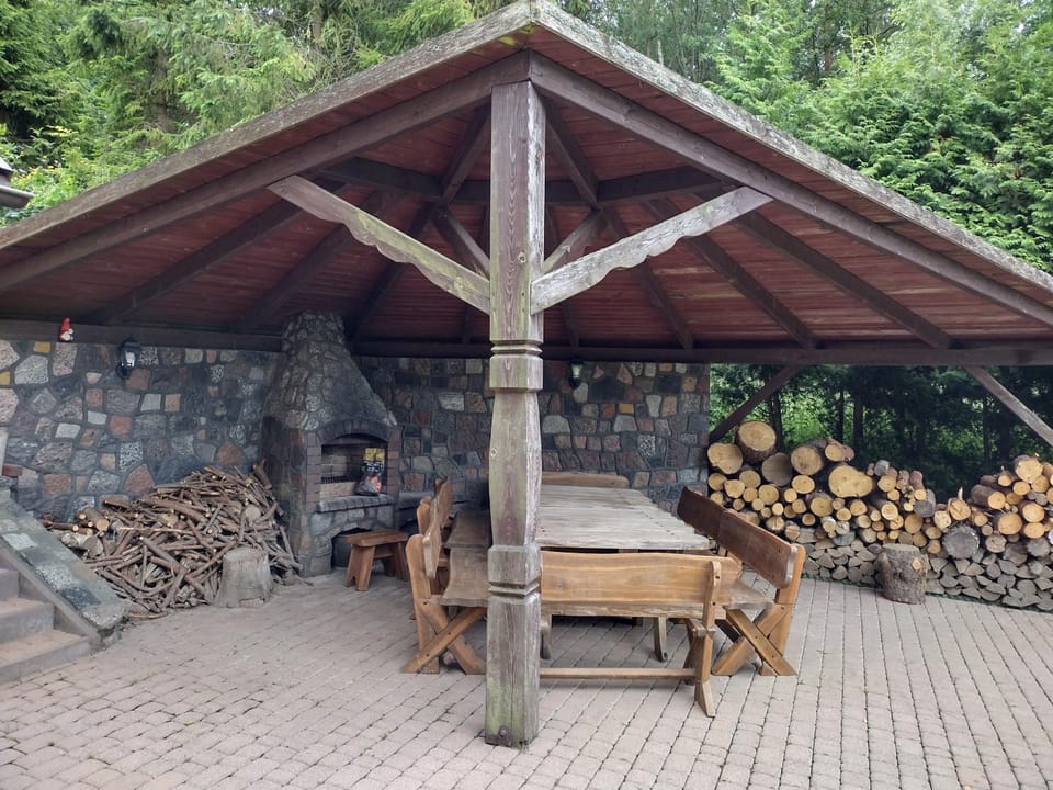 Patio, Day, BBQ facilities