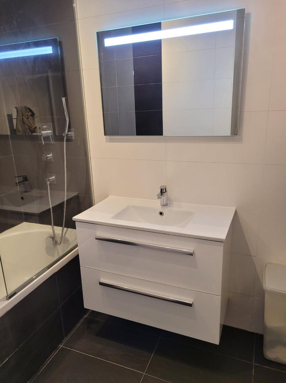 Bathroom, Bath