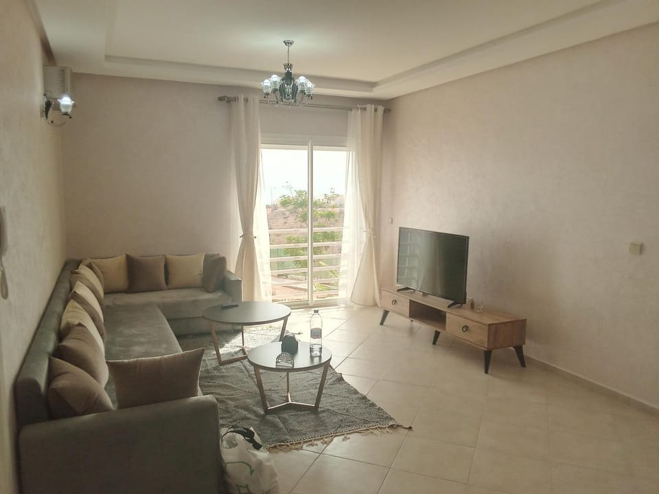 Appartement Imi Ouadar vue Mer, plage et piscine, 82m2, wifi, parking et piscines privées Apartment in Souss-Massa