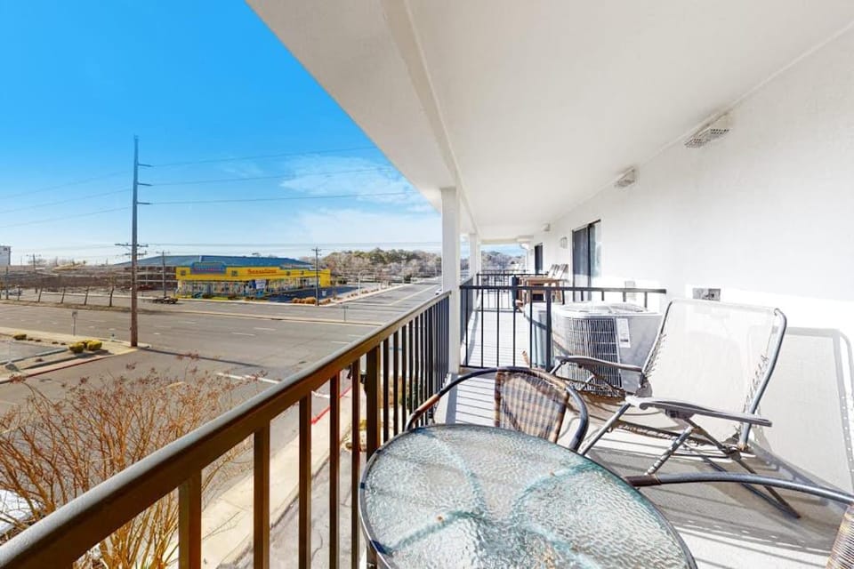 Outrigger 205 House in Ocean City