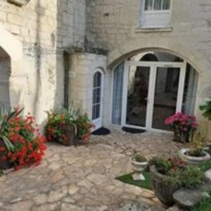 Esprit Troglo House in Centre-Val de Loire