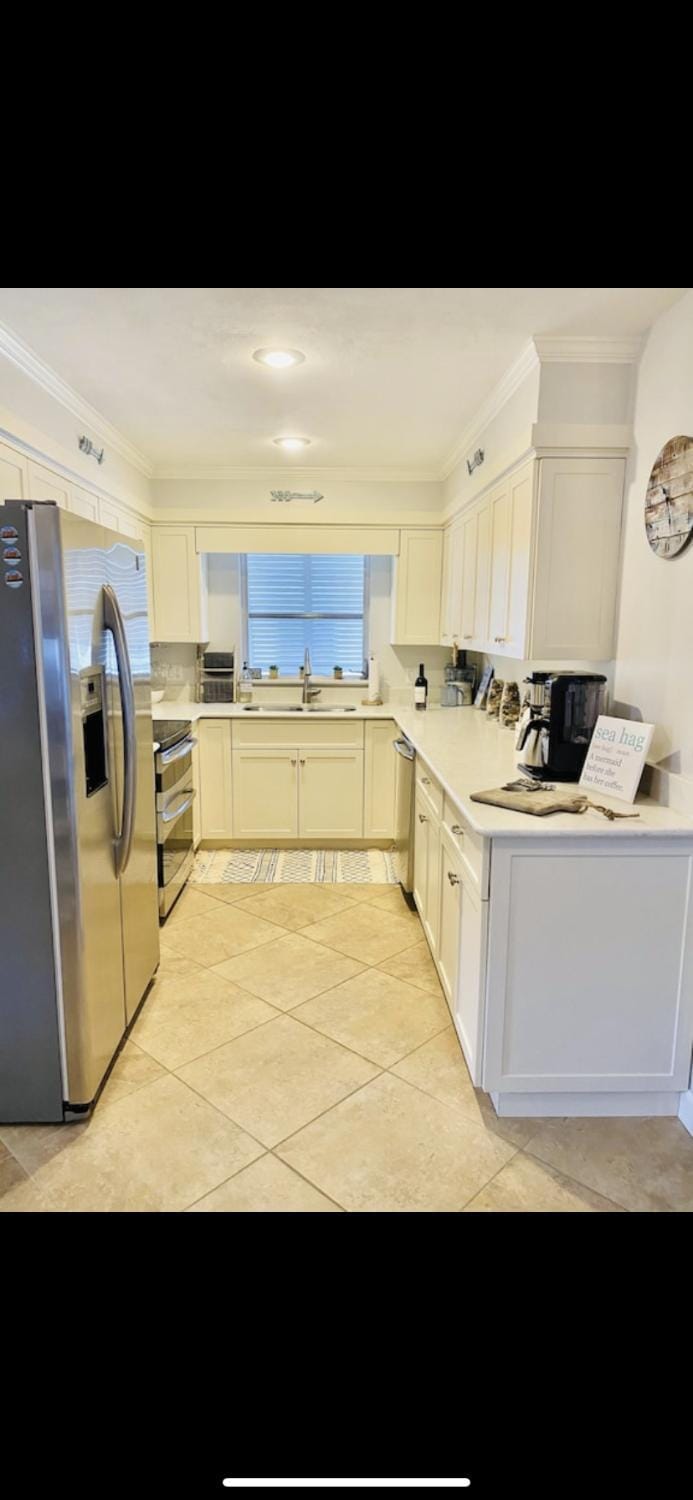 Sanctuary Home Naples-Luxury Beach House with Private Pool and Oasis! House in Naples Park