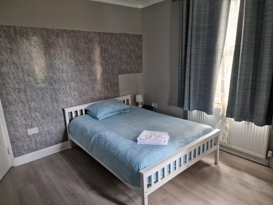 Tower Gardens Residence Bed and Breakfast in London