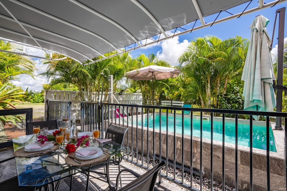 Patio, Swimming pool