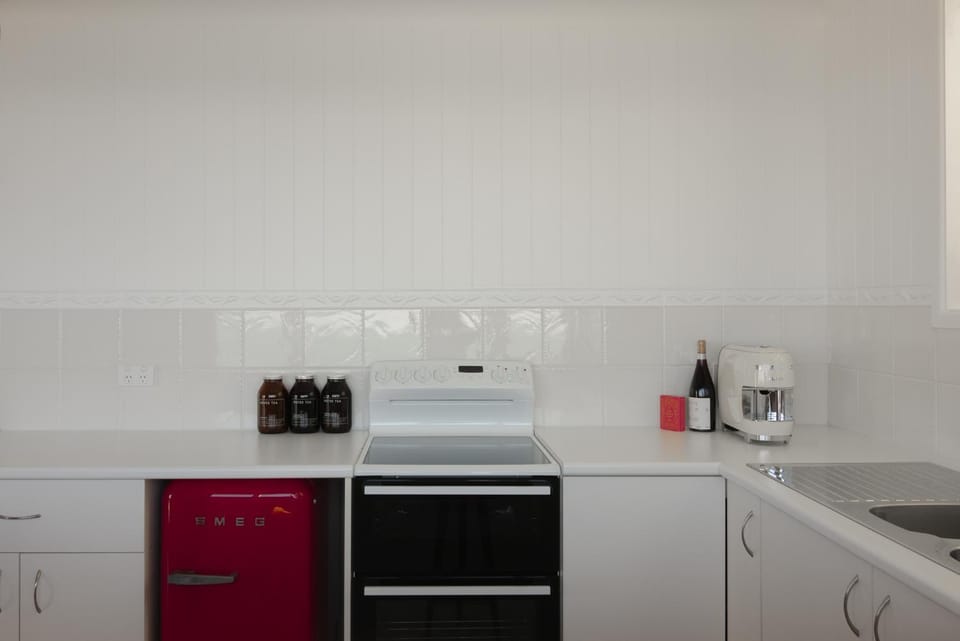Bay Properties Pacific Lodge Studio Apartment in Yamba