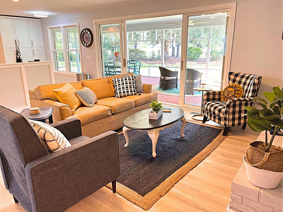 HoneyHomes Hackler Golf Course Home with Amenities House in South Carolina
