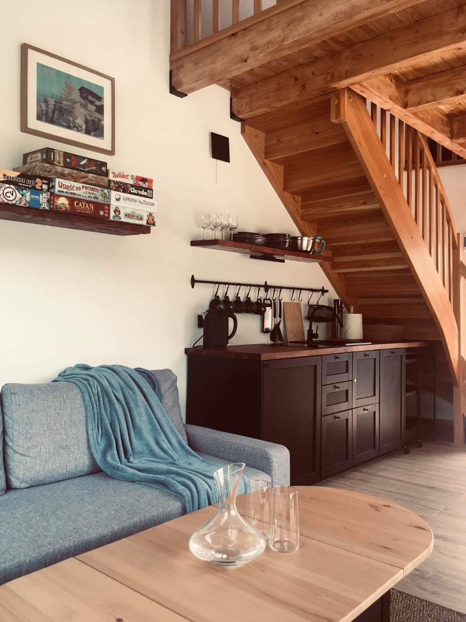Kitchen or kitchenette, Living room, Seating area, kitchen