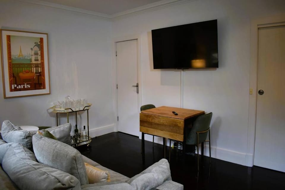 East Melbourne 1BR - Close to the MCG Apartment in Melbourne