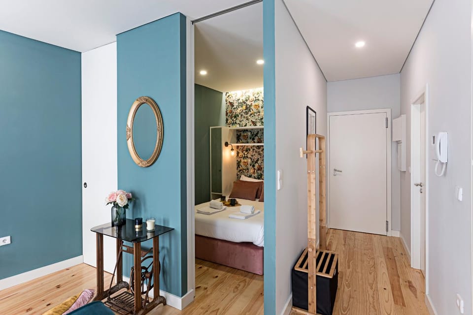 Turquoise Central Flat w AC & Balcony by LovelyStay Apartment in Porto