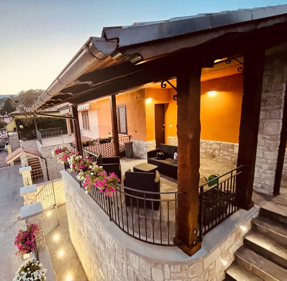 Balcony/Terrace, Balcony/Terrace