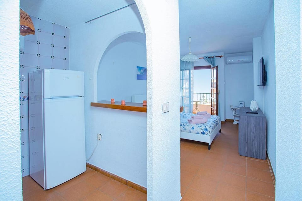 Bed, Kitchen or kitchenette, Photo of the whole room
